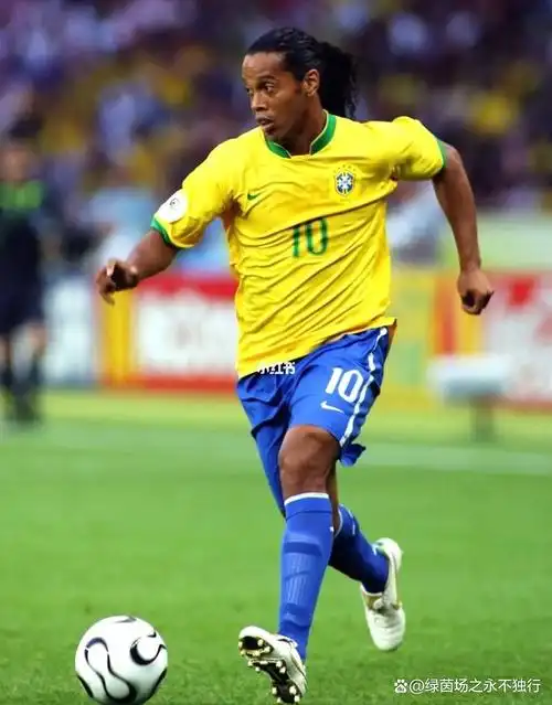 通过积极的 通过积极的